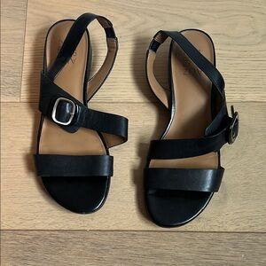 Naturalizer Black Sandals with Ankle Strap